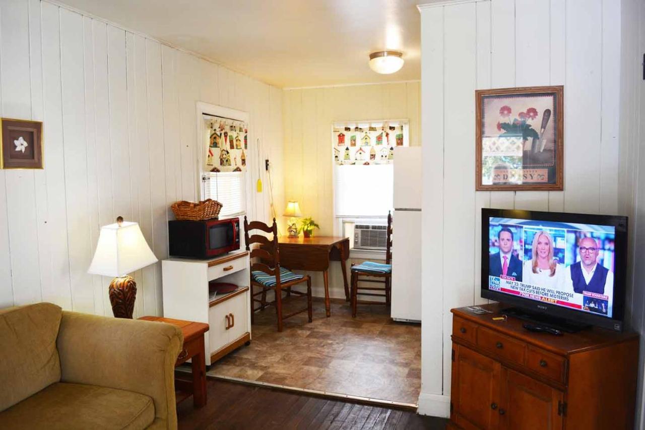 Sunshine Cozy Cottages Indian Rocks Beach Ngoại thất bức ảnh