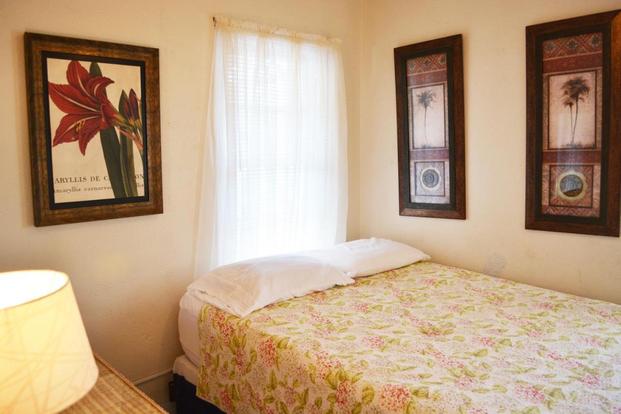 Sunshine Cozy Cottages Indian Rocks Beach Ngoại thất bức ảnh